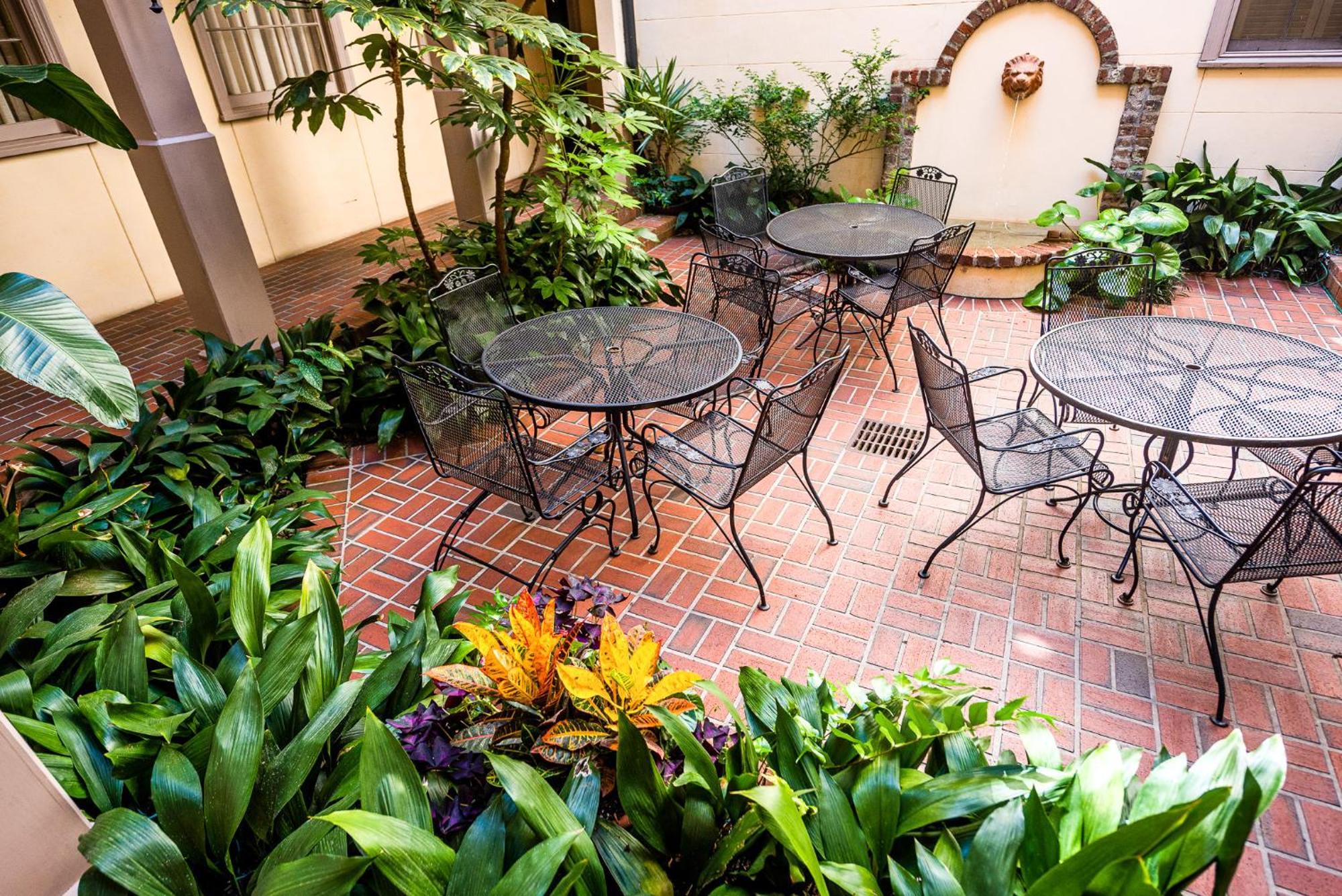 Kings Courtyard