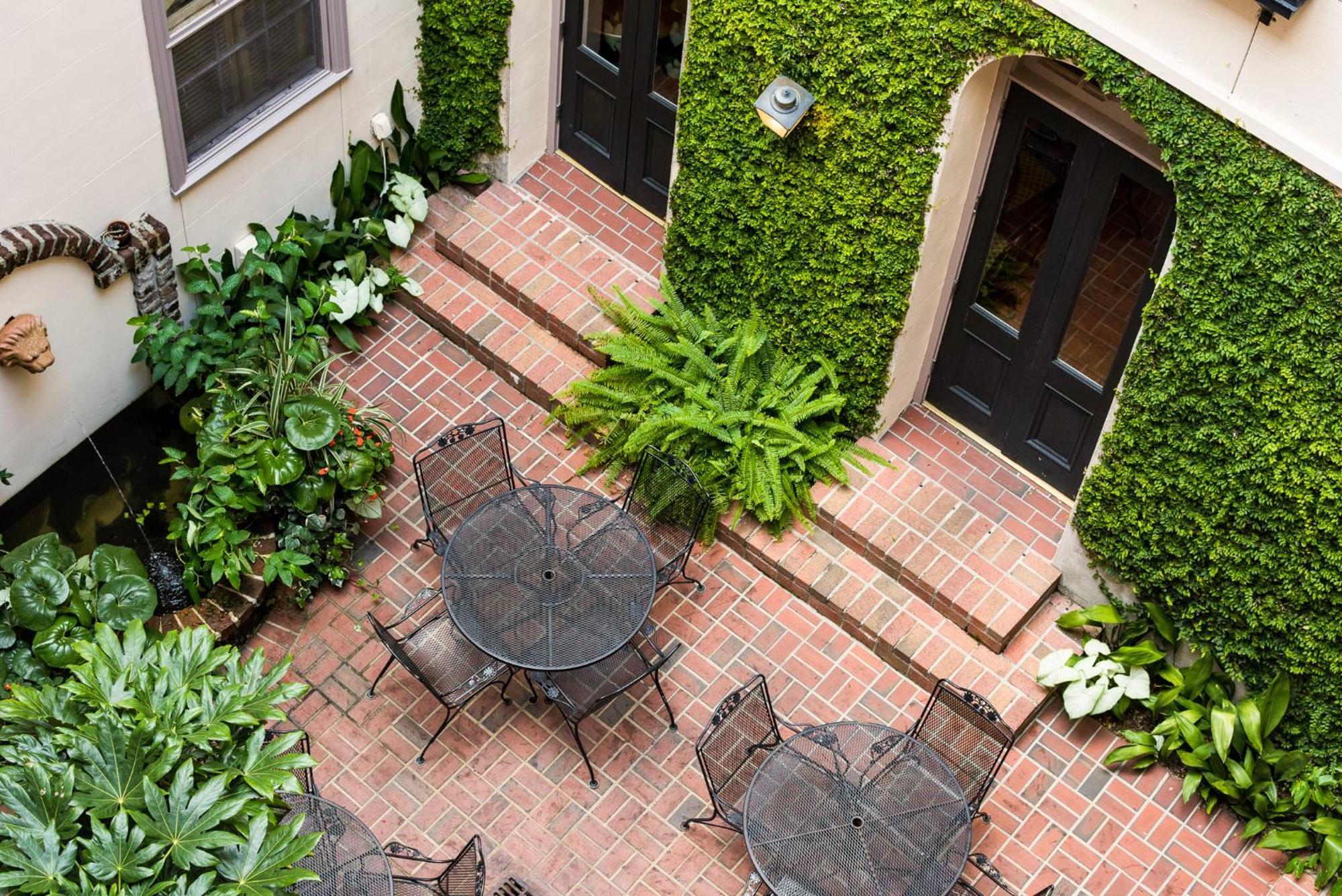 Kings Courtyard Bed & Breakfast 3*