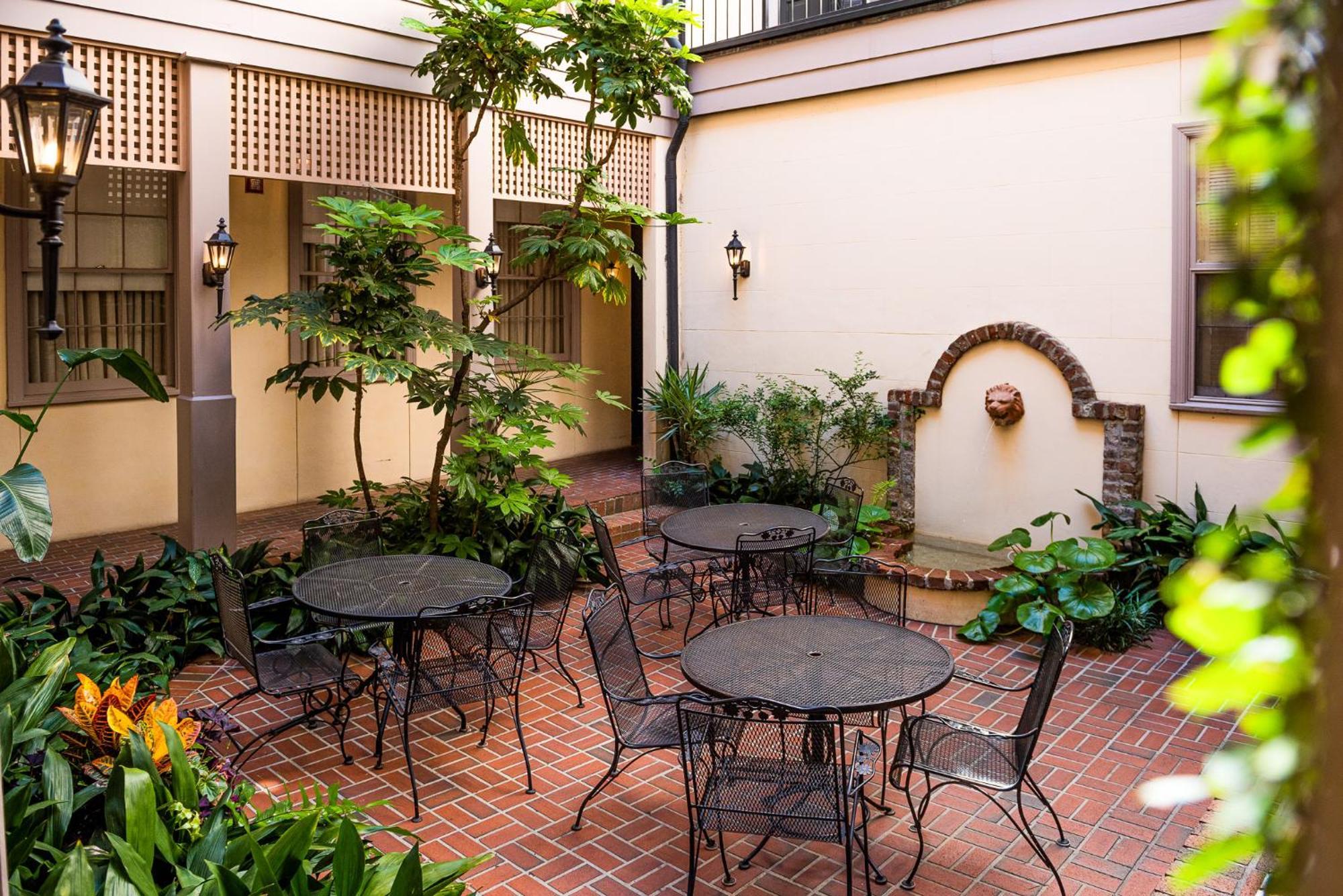 Bed & Breakfast Kings Courtyard 3*