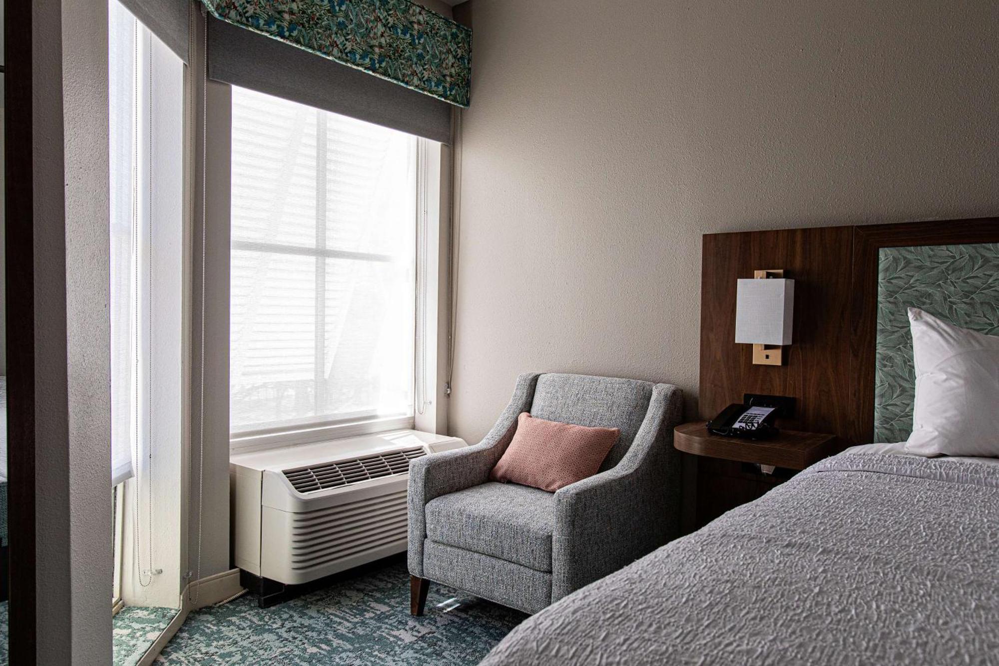 Hampton & Charleston-west Ashley Hotel Charleston