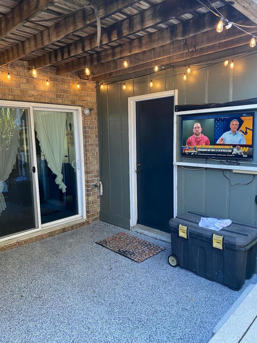 Holiday home Full Townhouse Near Shem Creek & Downtown With Hot Tub