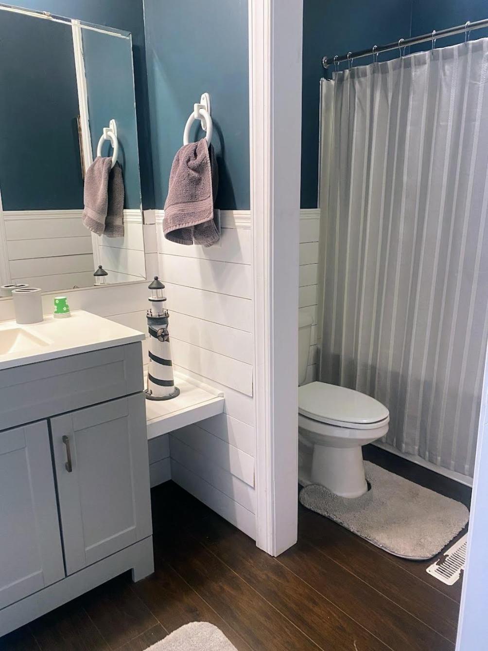 Holiday home Full Townhouse Near Shem Creek & Downtown With Hot Tub *