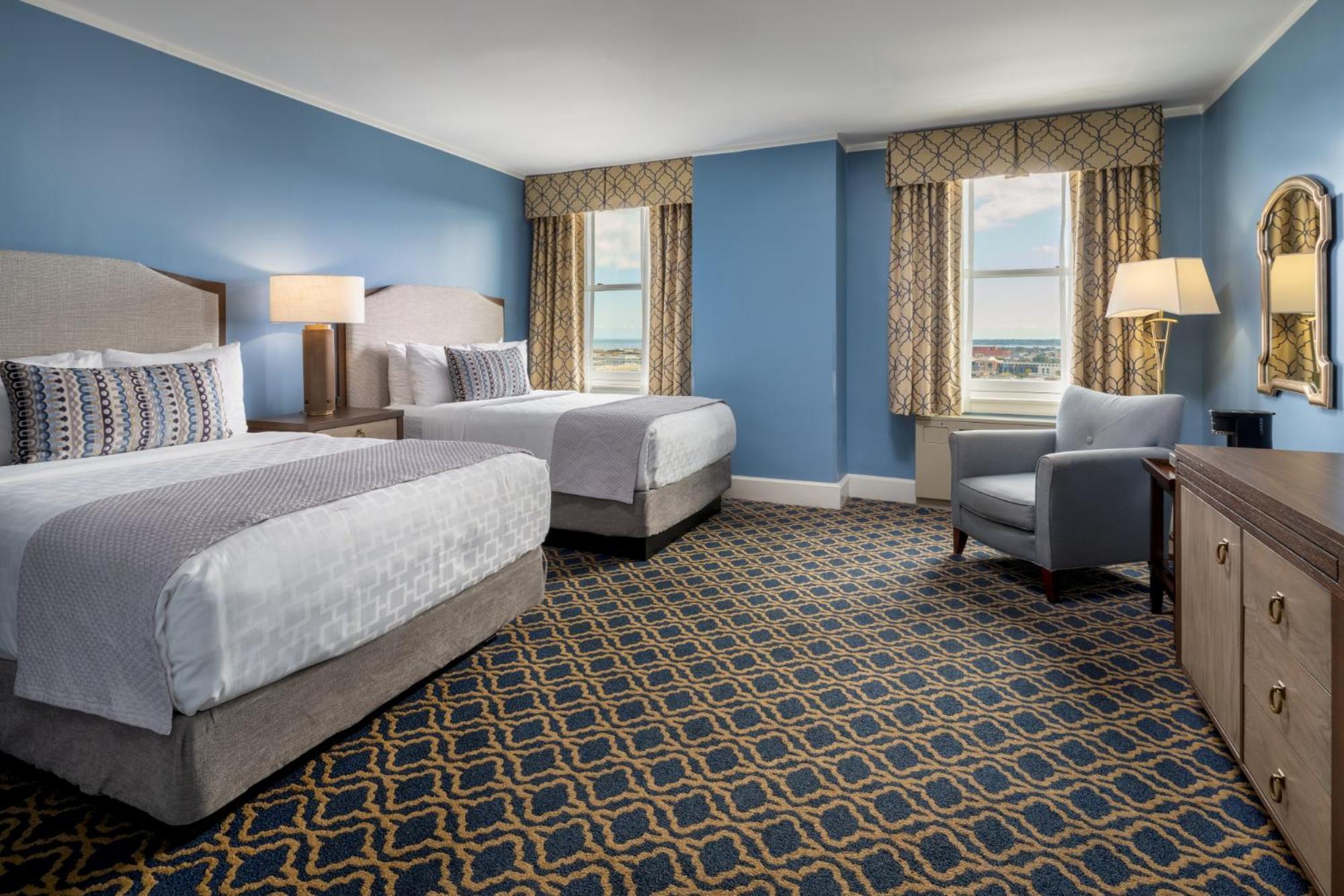 Hotel Francis Marion 4*