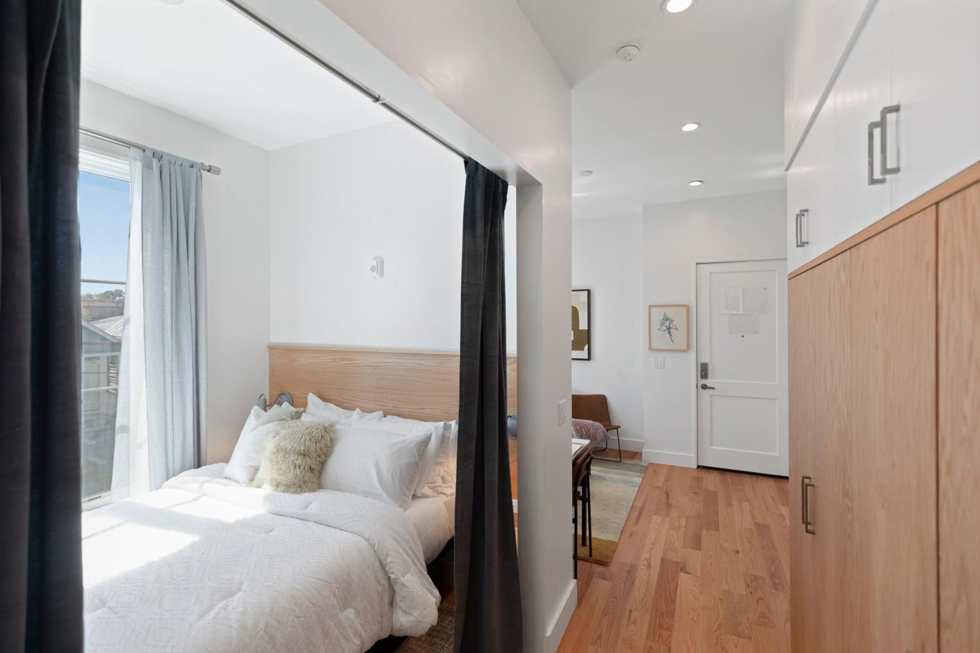 Hotel The Iris 5*