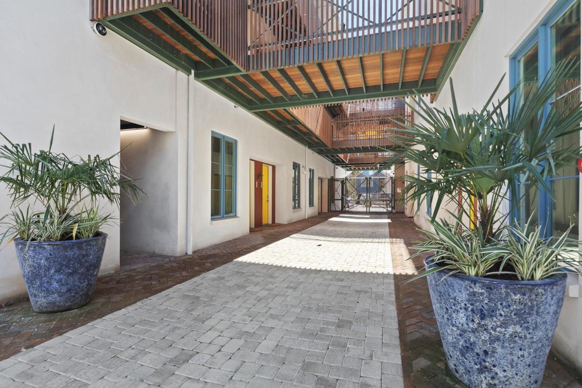 Hotel The Iris 5*