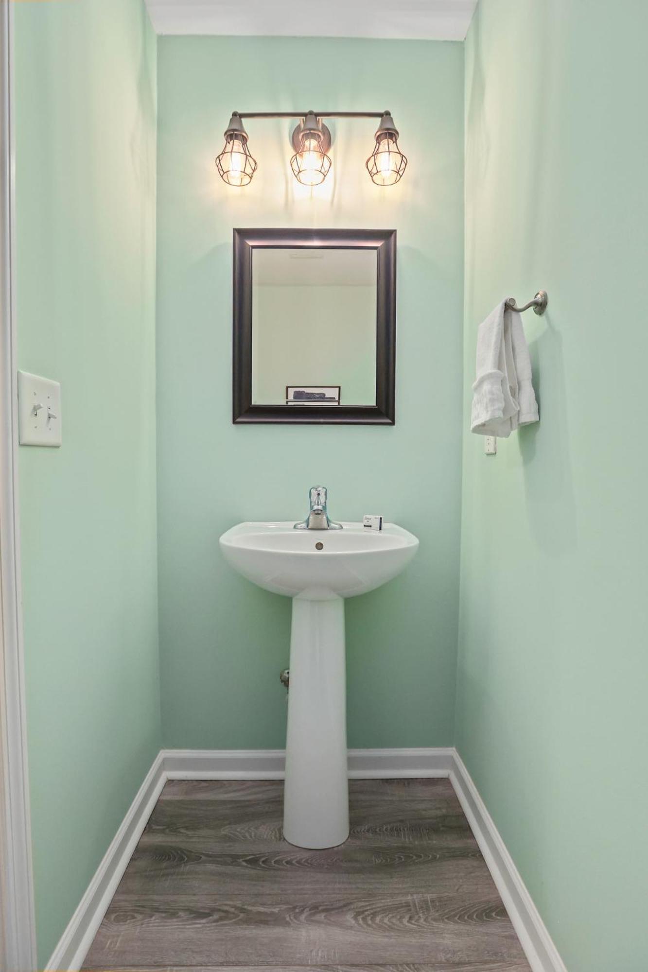 Chucktown Charm- 8 Mins To Credit One Apartment *