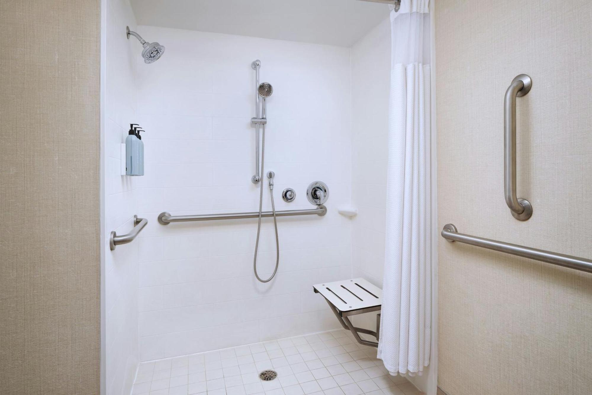 Courtyard By Marriott Historic District Hotel Charleston