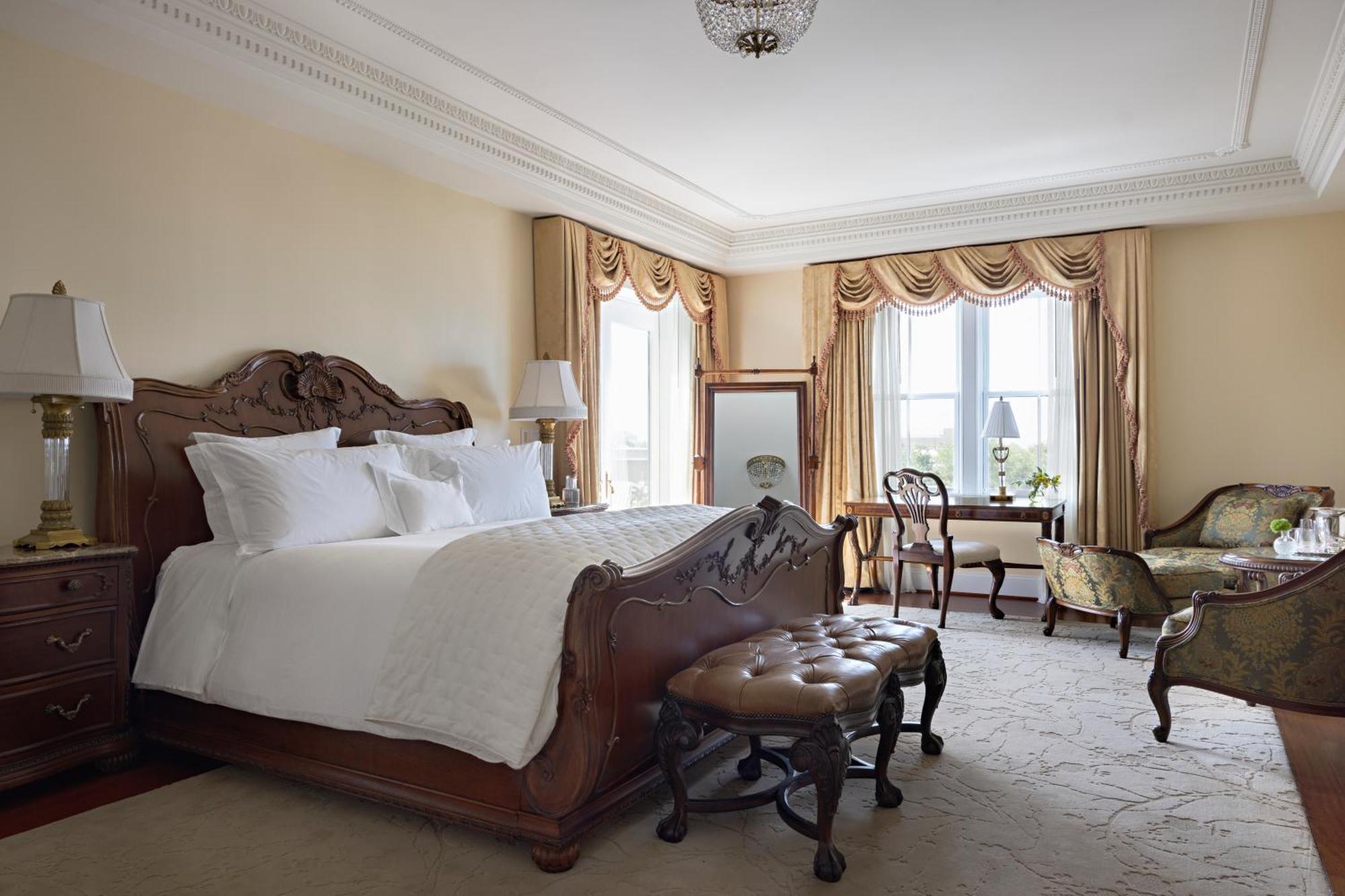 Market Pavilion 4* Charleston