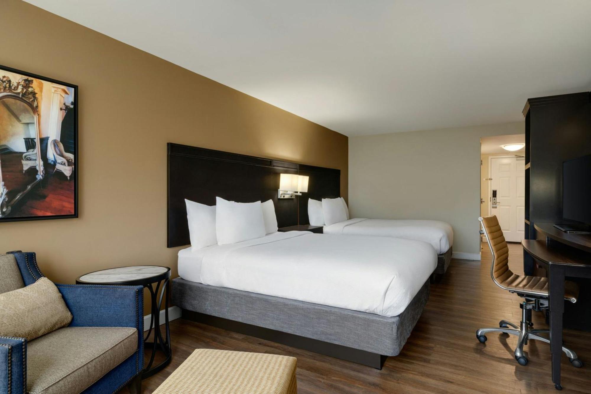 Hotel Courtyard By Marriott Historic District