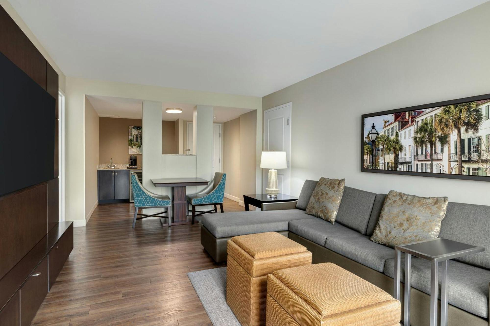 Courtyard By Marriott Historic District 3*