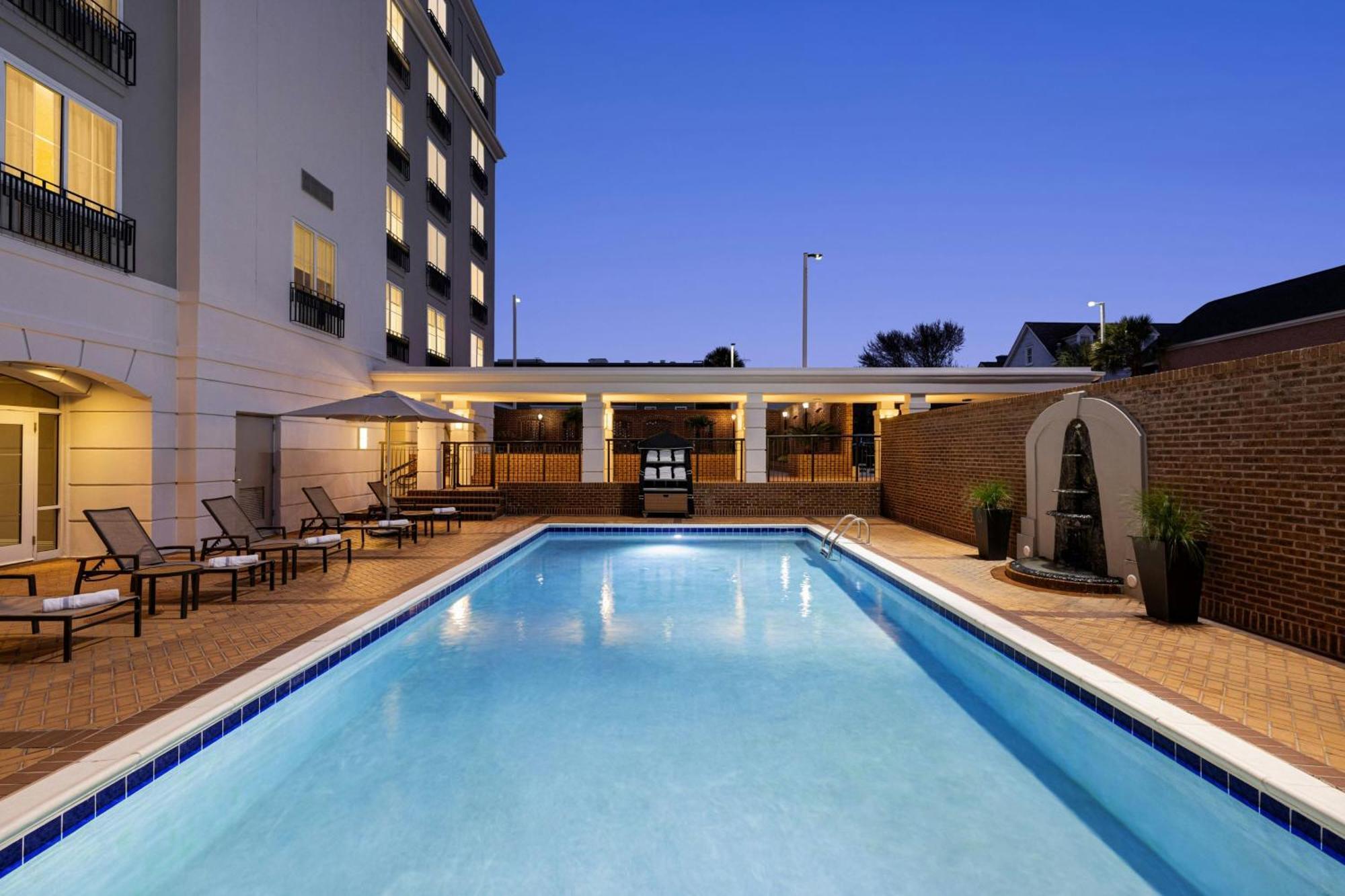 Courtyard By Marriott Historic District Hotel 3*