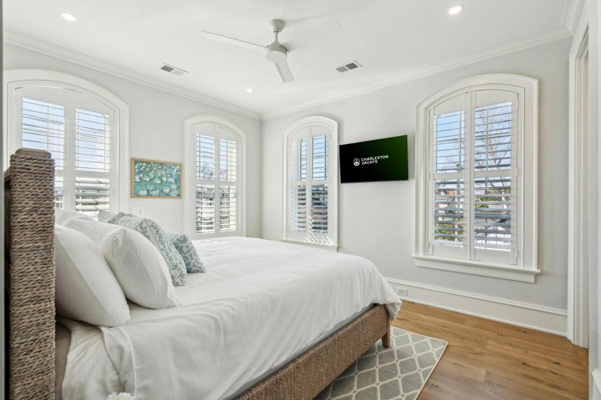The Chateau - By Vacays Apartment