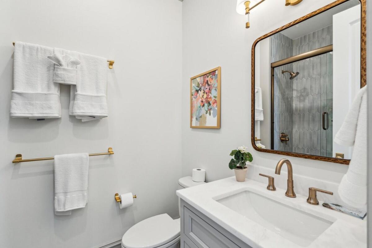 Apartment The Chateau - By Vacays *