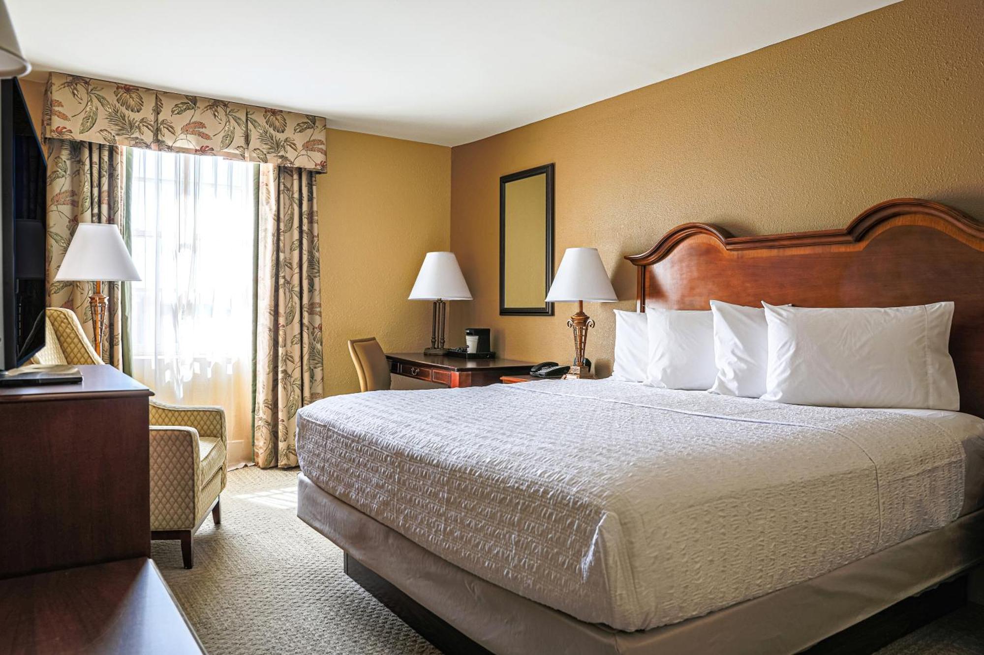 Hampton Charleston-historic District 3*