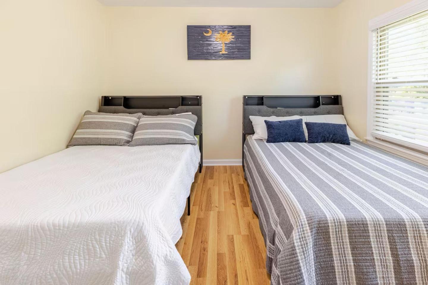 Cozy Retreat Close To Downtown Holiday home Charleston