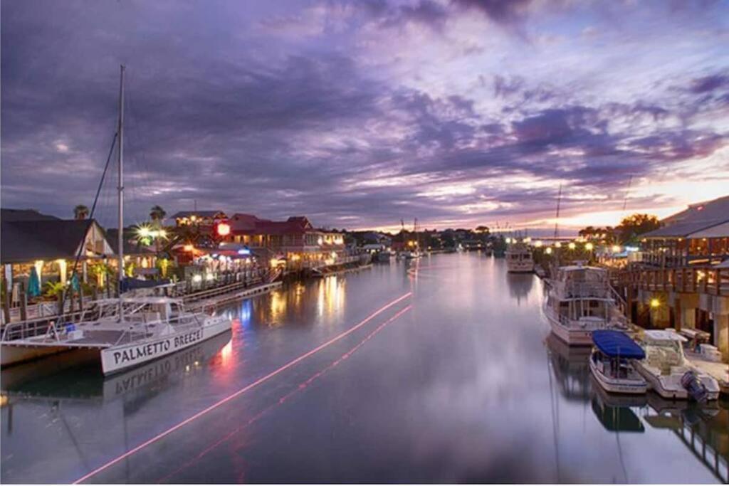 Holy Charm - Mins To Dtwn - Shem Creek Charleston