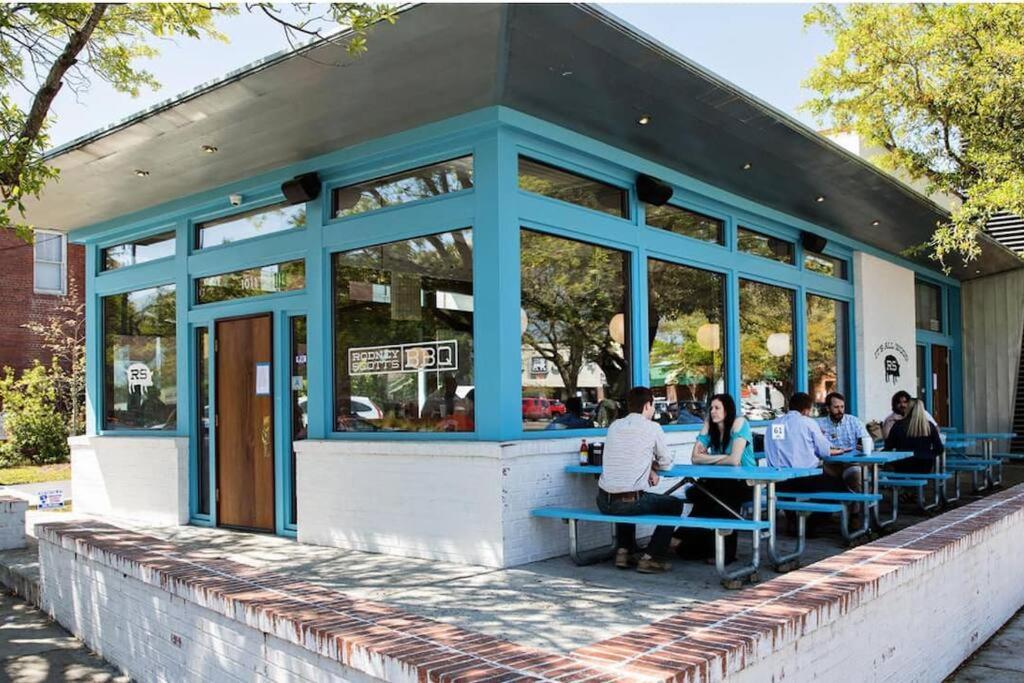 Holy Charm - Mins To Dtwn - Shem Creek