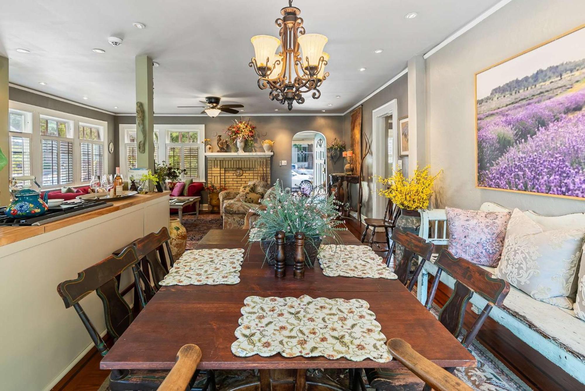 La Petite Fleur Rouge Holiday home Charleston