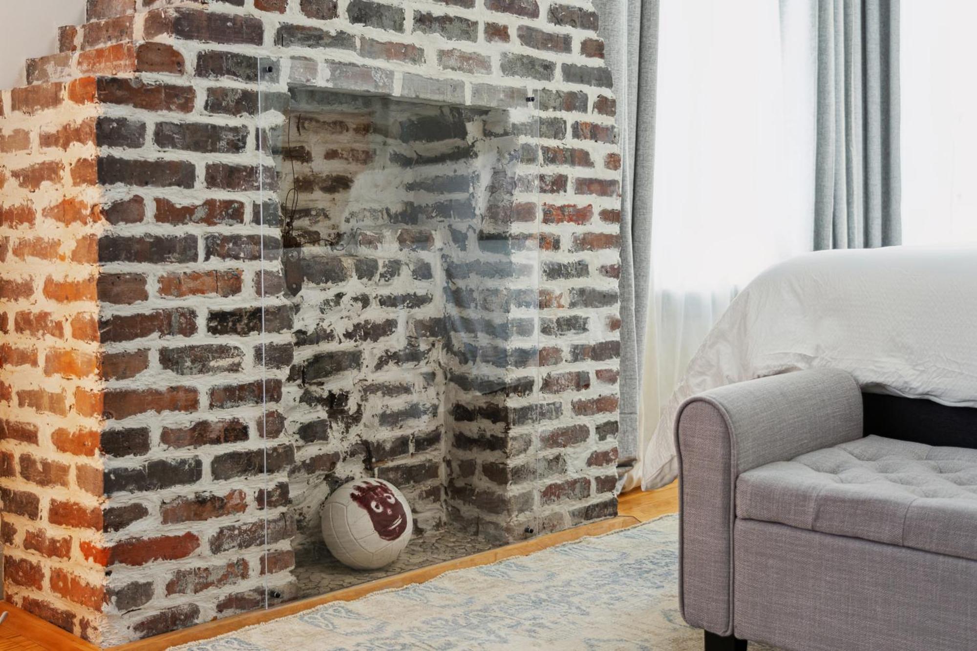 The At 257 Apartment