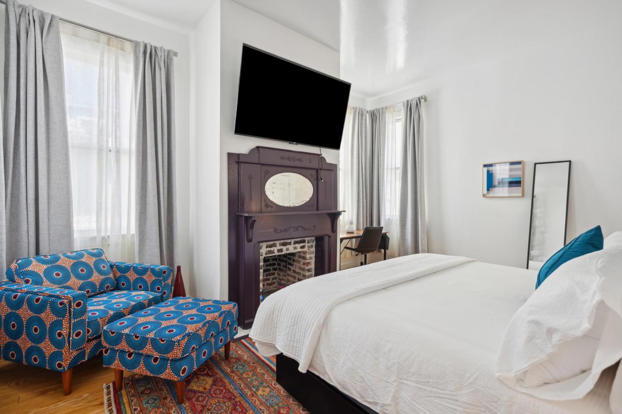 The At 257 Apartment