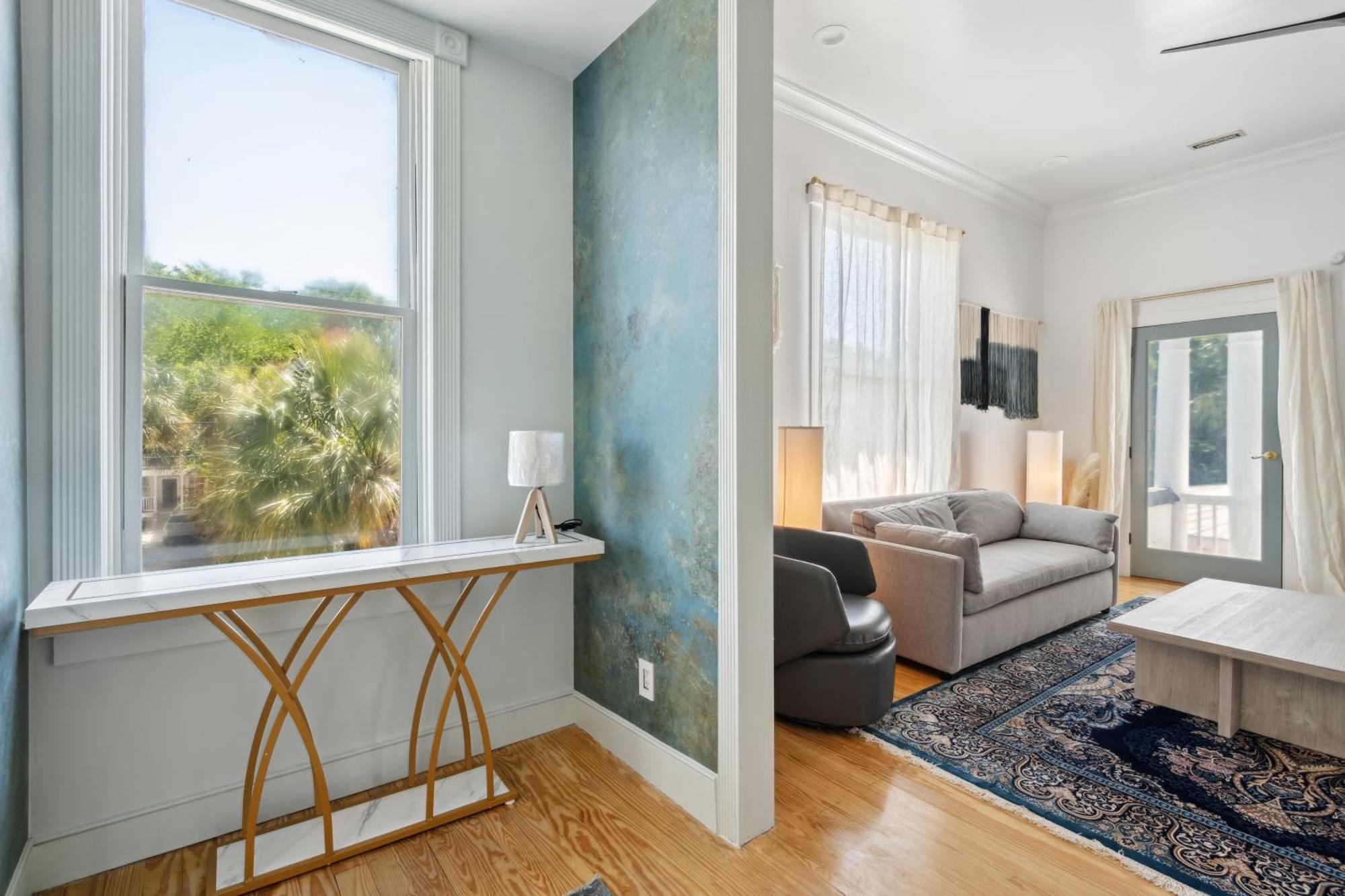 The At 257 Apartment