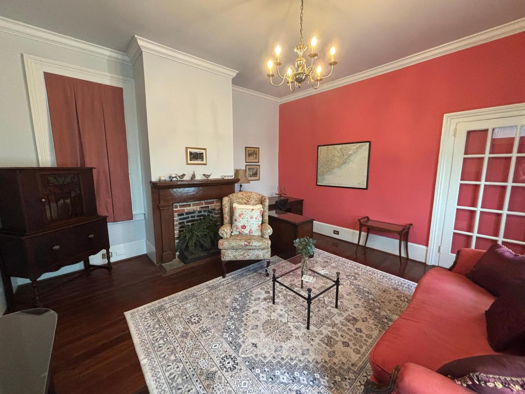 Apartment The At 257 Charleston