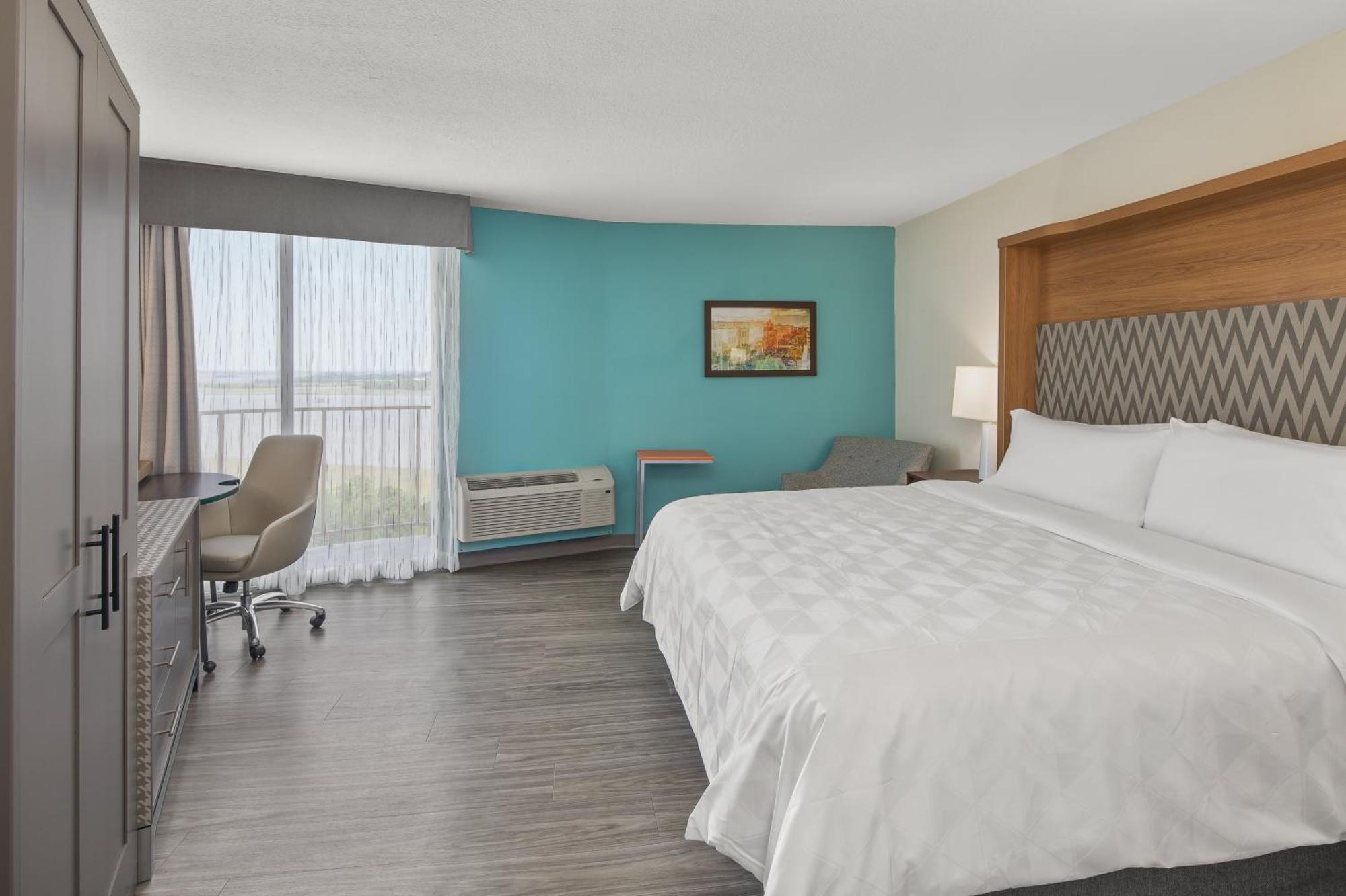 Charleston-riverview By Ihg Hotel 3*