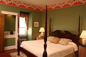 Barksdale House Bed & Breakfast
