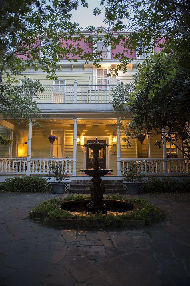 Barksdale House Bed & Breakfast 3*