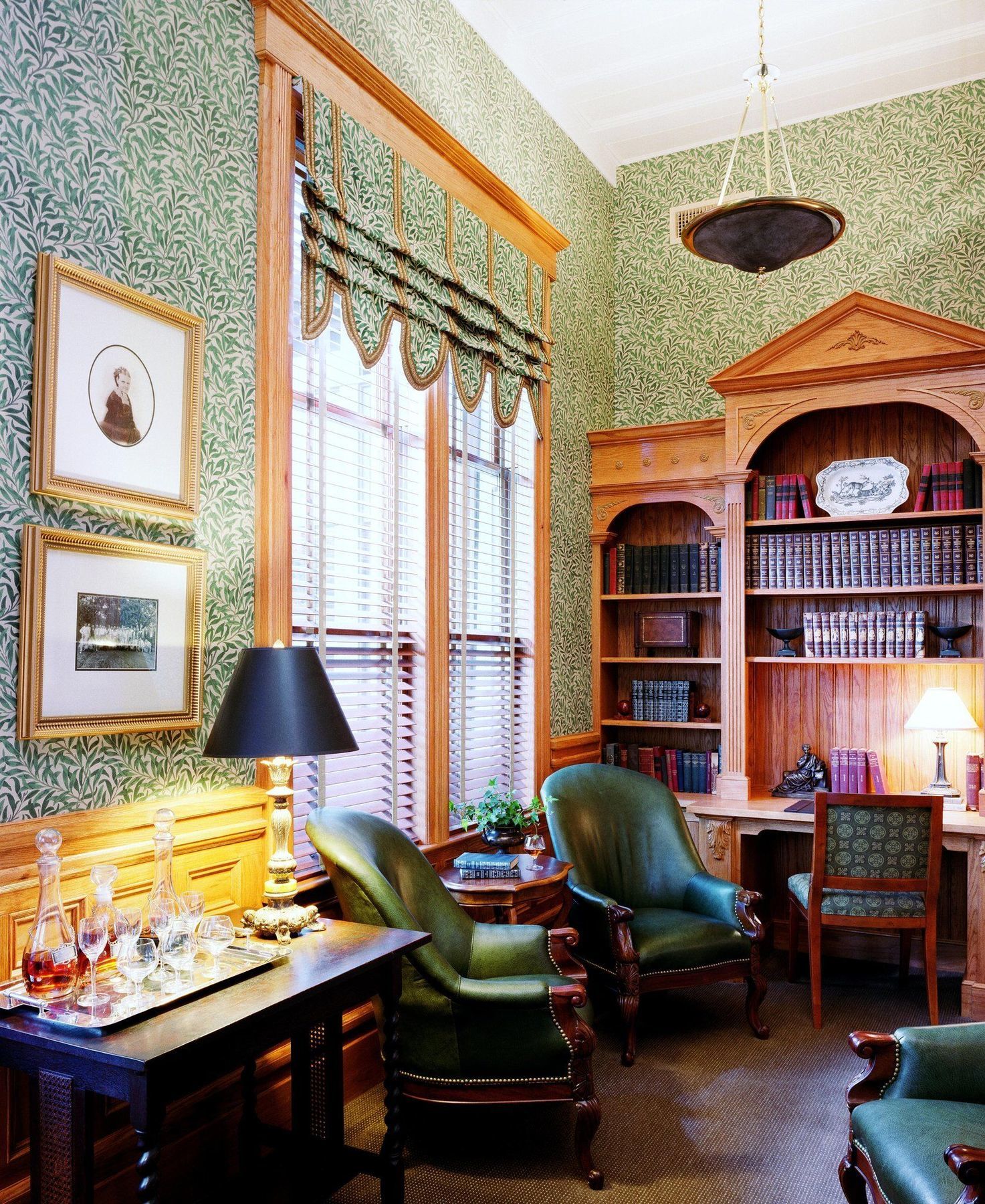 Wentworth Mansion