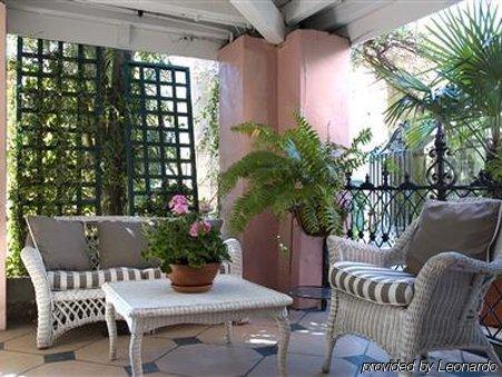 20 South Battery Bed & Breakfast