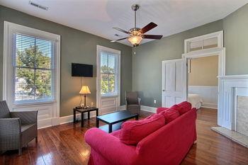 Hotel The Palmetto By Low Country Rentals