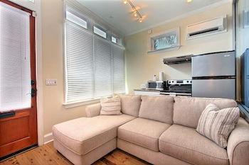 Villa The Hawthorne By Low Country Rentals *