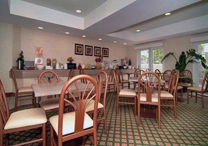 Inn Sleep - West Ashley Charleston