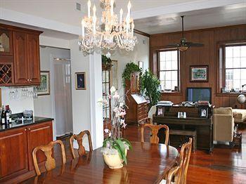 27 State Street 4* Charleston