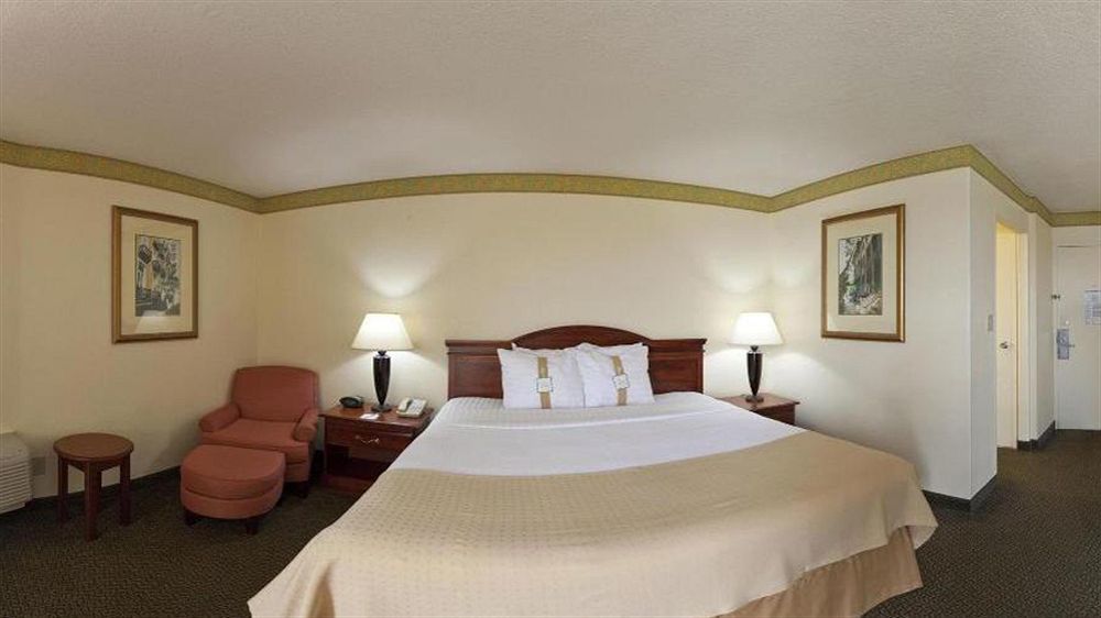 Hotel Charleston-riverview By Ihg Charleston