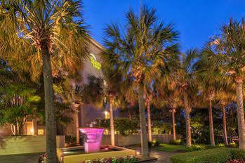 Sleep - West Ashley Inn 2*