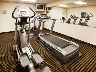 Express Us Highway 17 & I-526 By Ihg Hotel