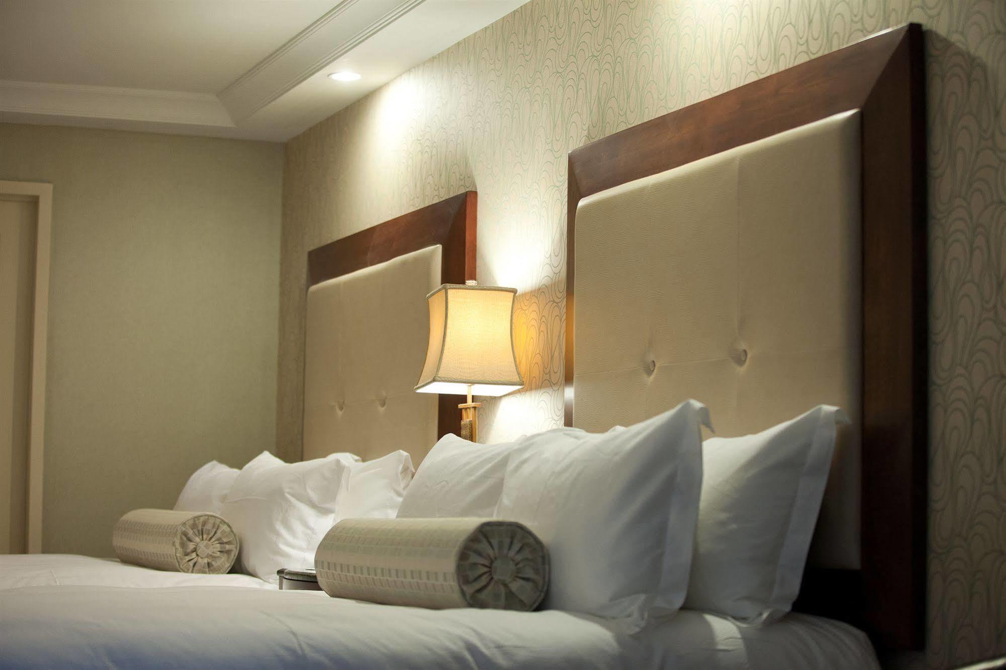 Town & Country And Hotel 3*
