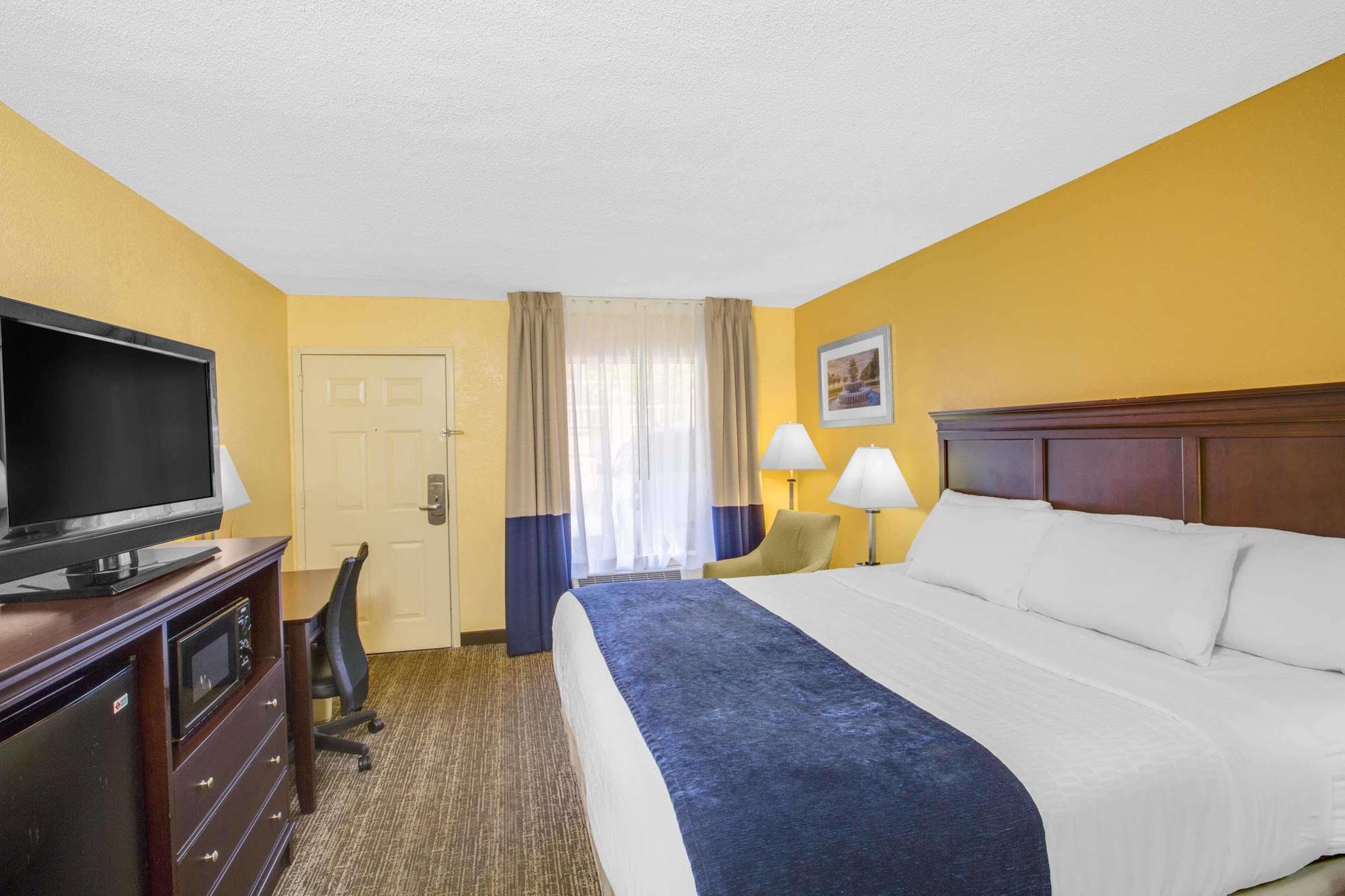 Hotel Days By Wyndham Historic District 2*