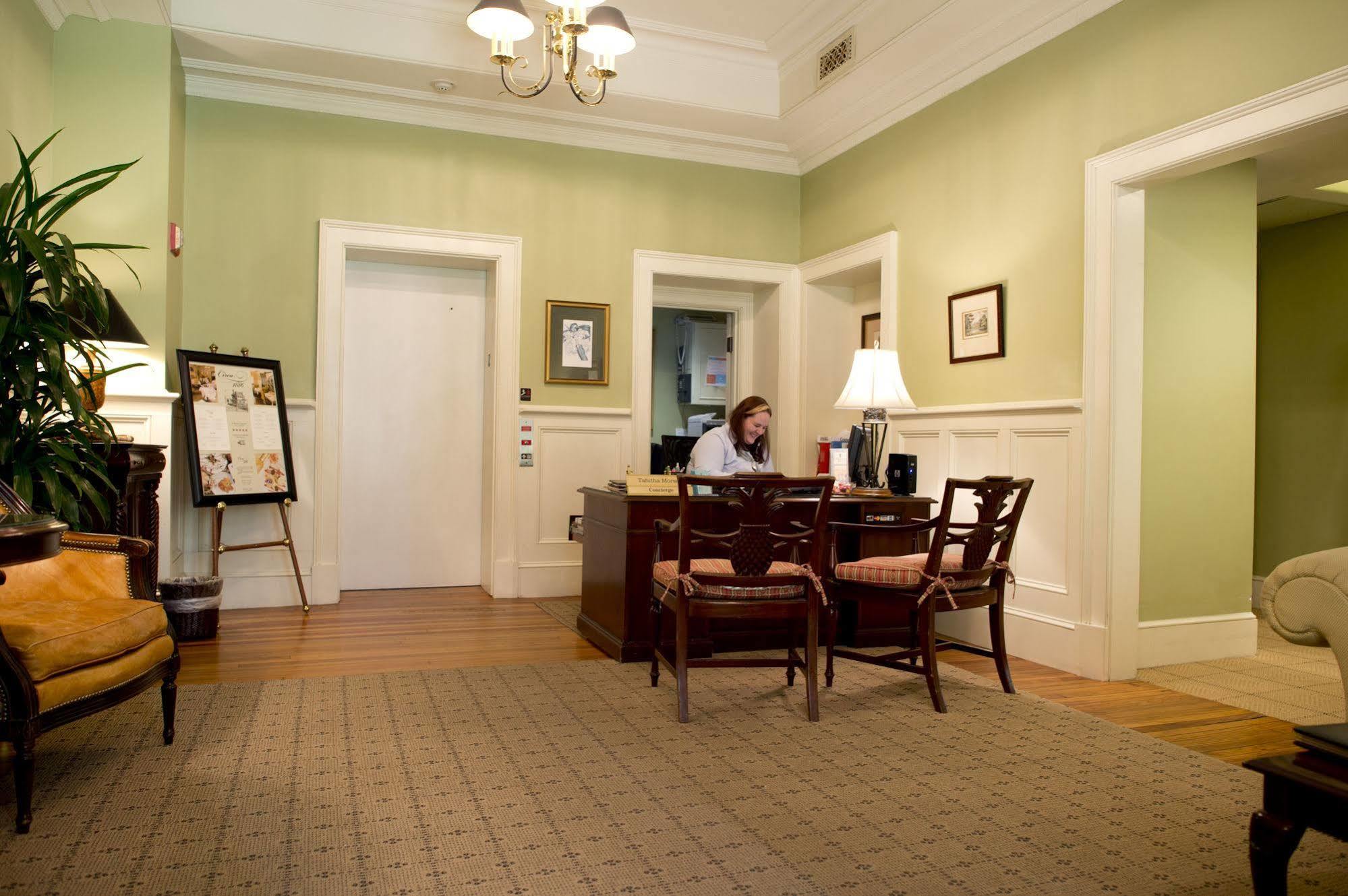 Fulton Lane Bed & Breakfast 4*