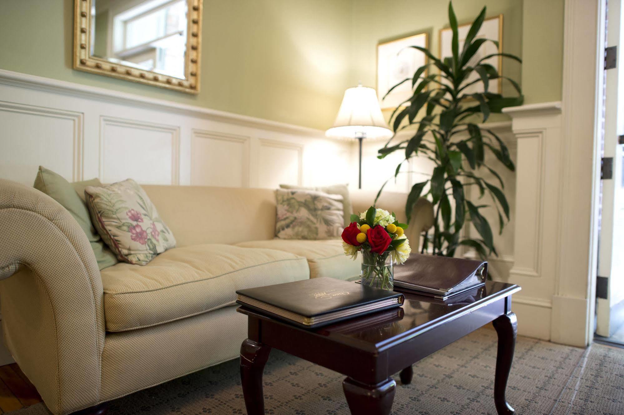 Fulton Lane Bed & Breakfast 4*
