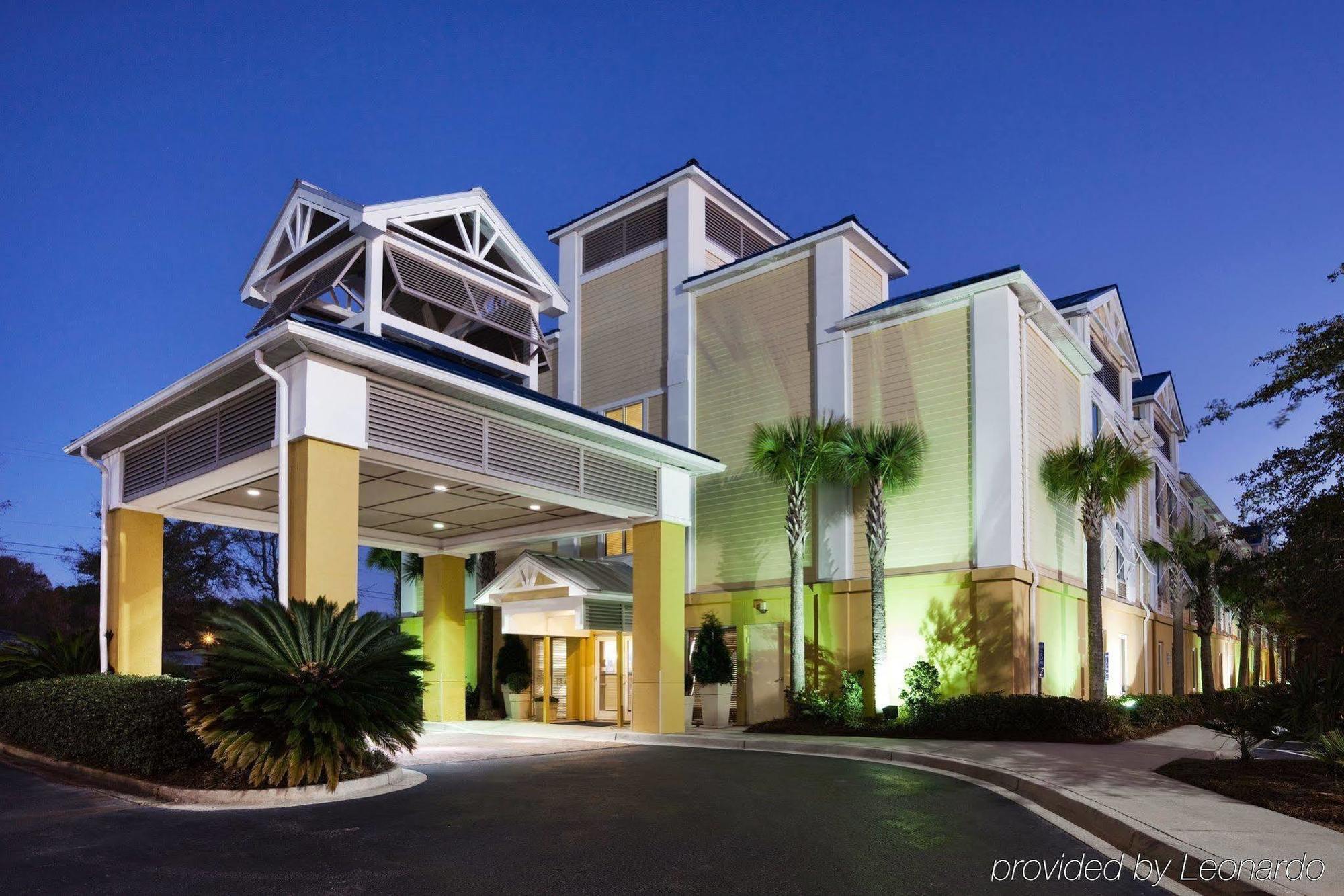 Express Us Highway 17 & I-526 By Ihg