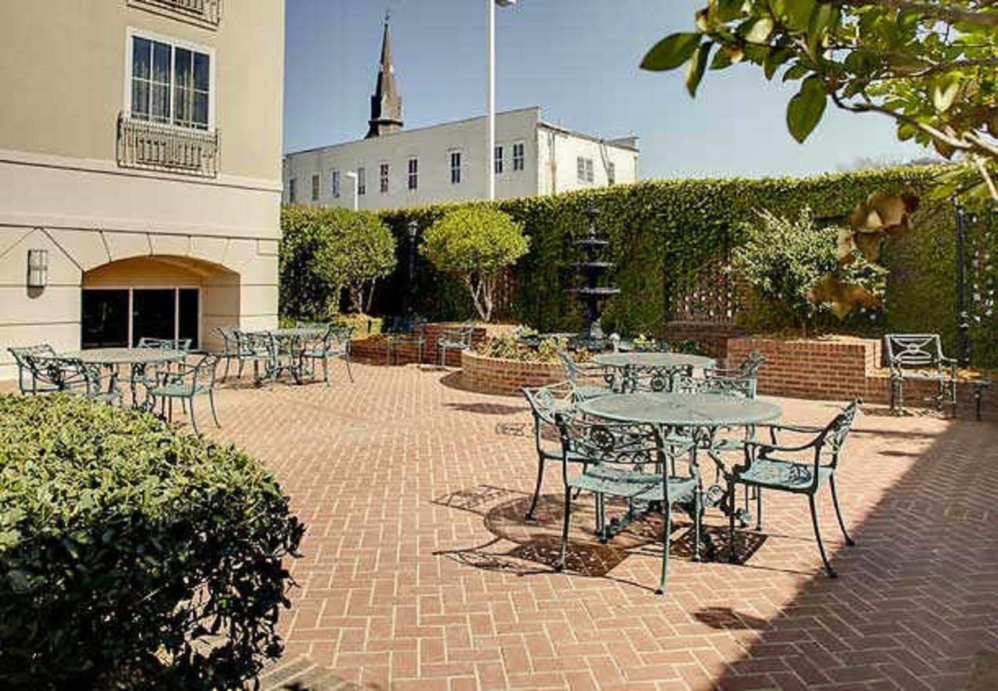 Hotel Courtyard By Marriott Historic District 3*