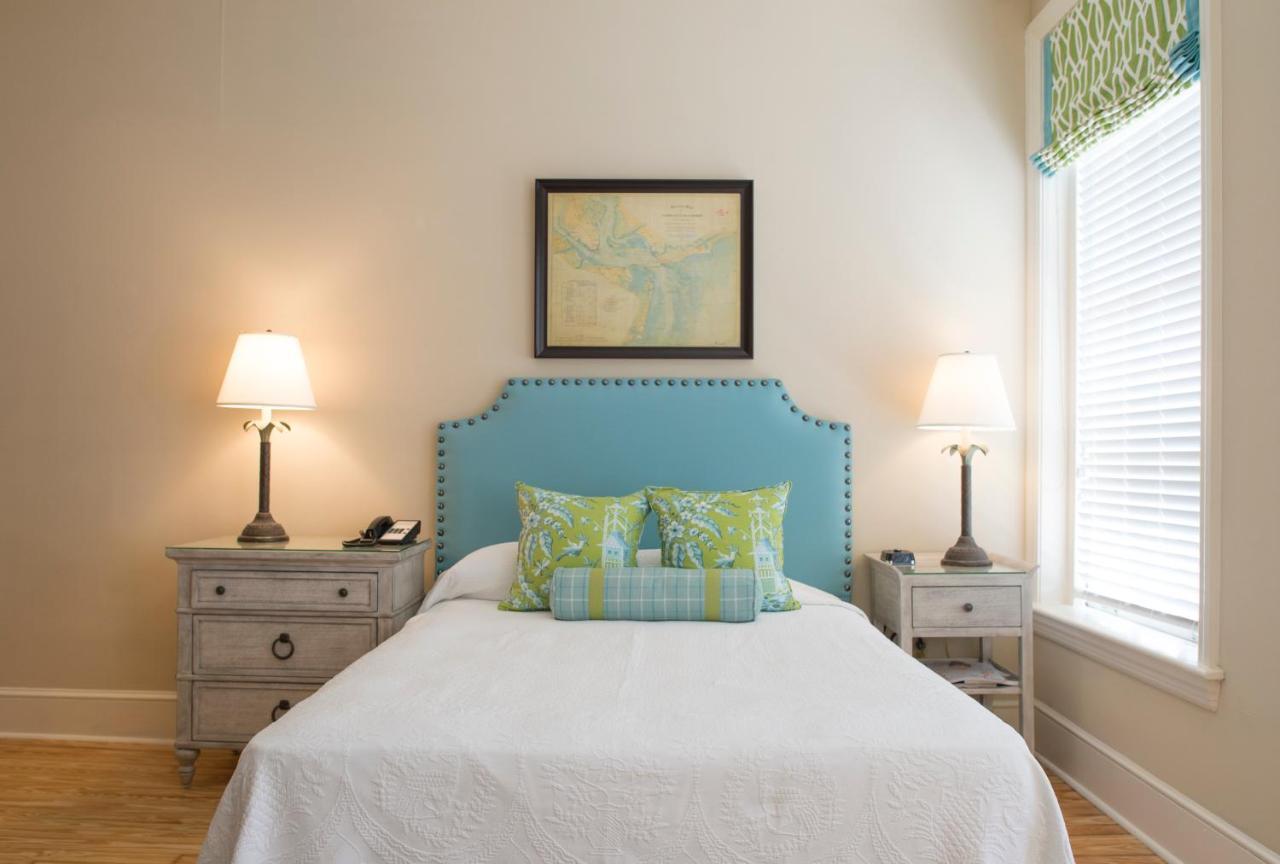 Bed & Breakfast Kings Courtyard 3*