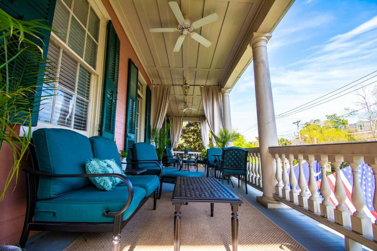 Daybed With Trundle In The Beautiful Ashley Inn 4 Blocks From King St Charleston