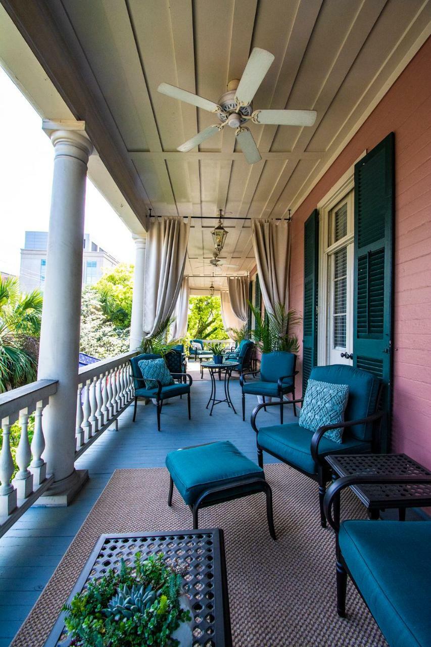Inn Daybed With Trundle In The Beautiful Ashley Inn 4 Blocks From King St Charleston