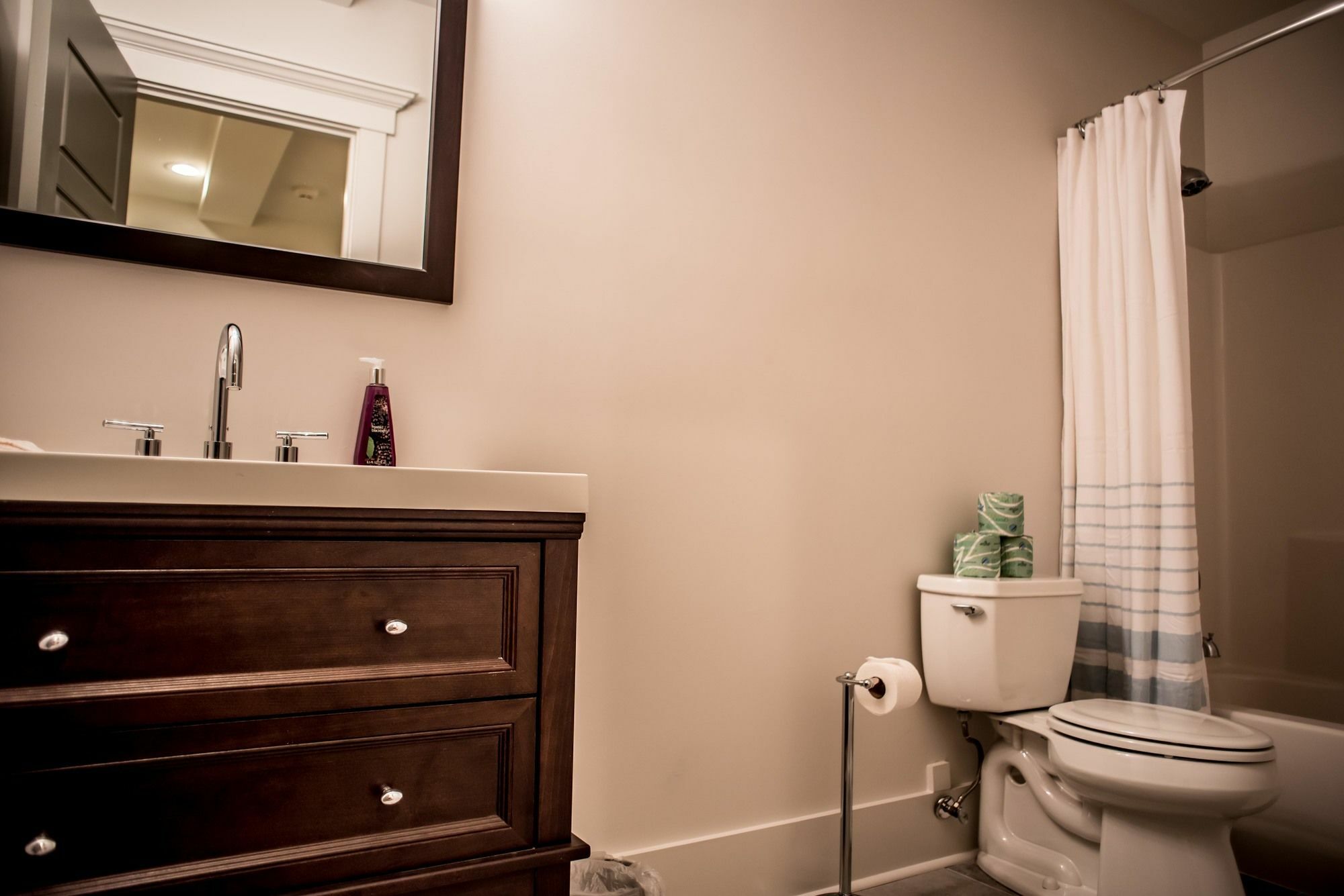 Hotel 493 King Two Bedroom Suites Charleston