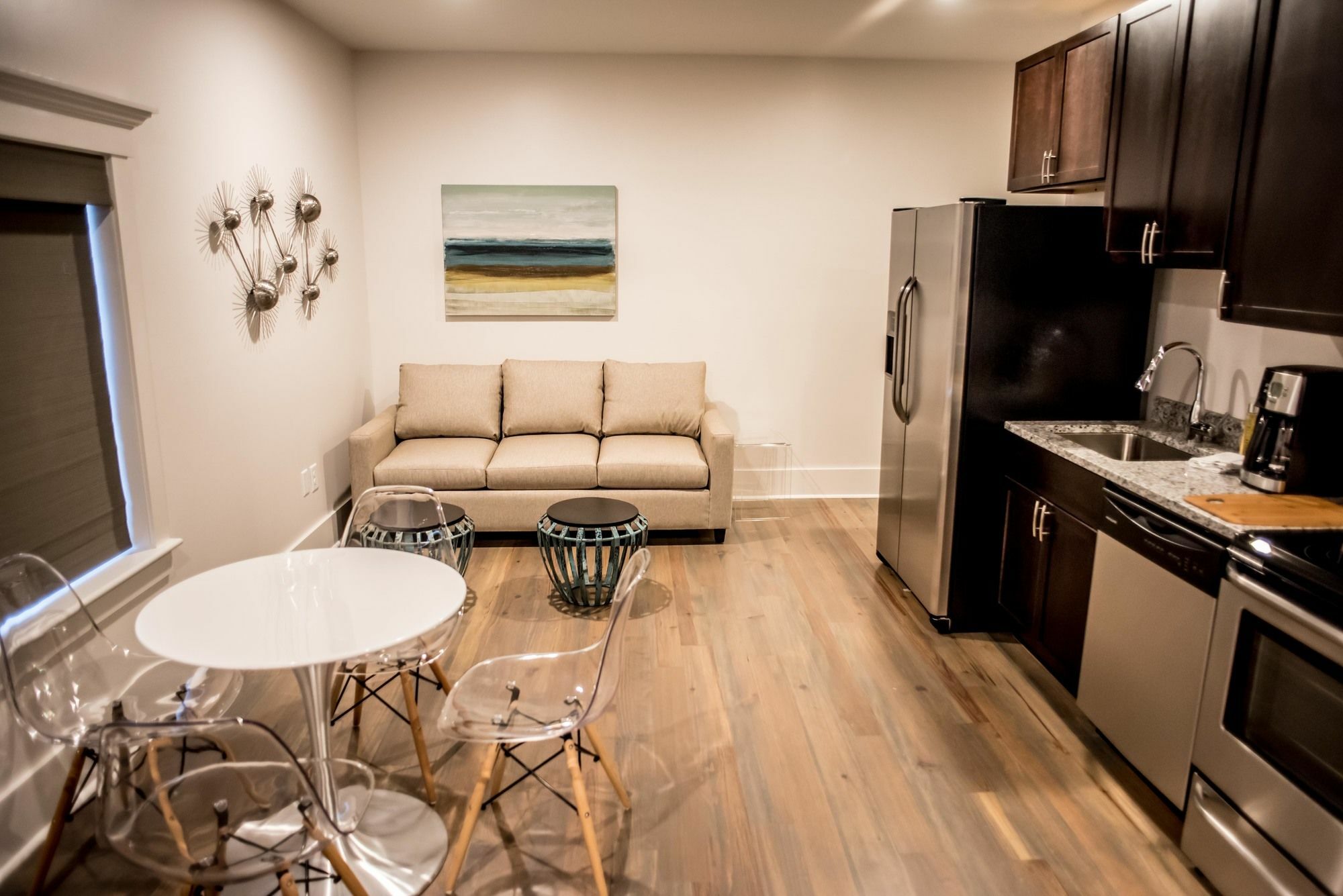 493 King Two Bedroom Suites