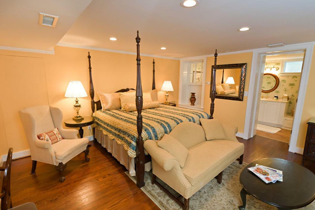 Governor's House Bed & Breakfast